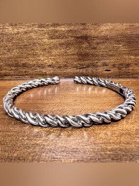 Jai by John Hardy Hinged Twist Cuff Bracelet Sterling Silver 925